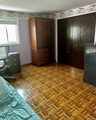 3747 Cheryl Drive, Commerce Twp, MI 48382