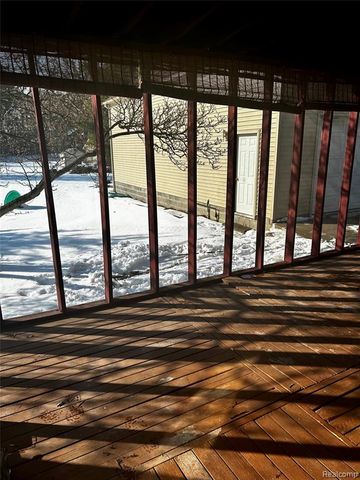 3747 Cheryl Drive, Commerce Twp, MI 48382