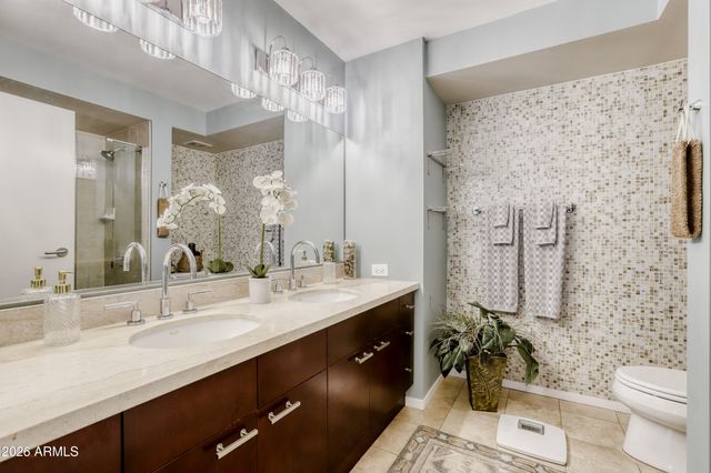 4808 N 24TH Street 325, Phoenix, AZ 85016