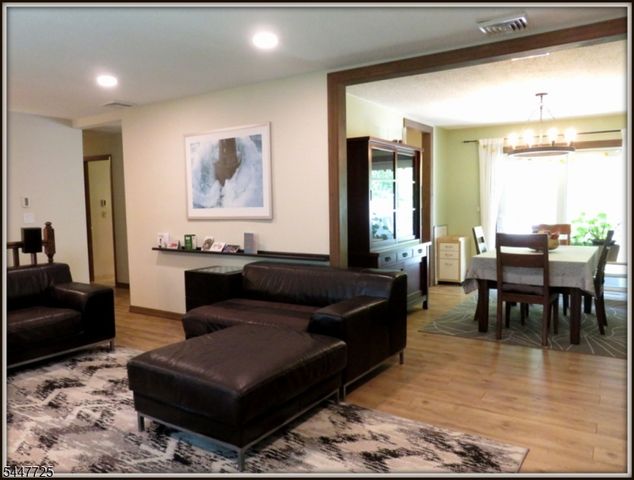 903 Dove Island Rd, Stillwater Twp., NJ 07860