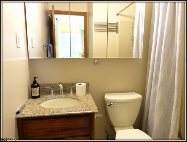 903 Dove Island Rd, Stillwater Twp., NJ 07860