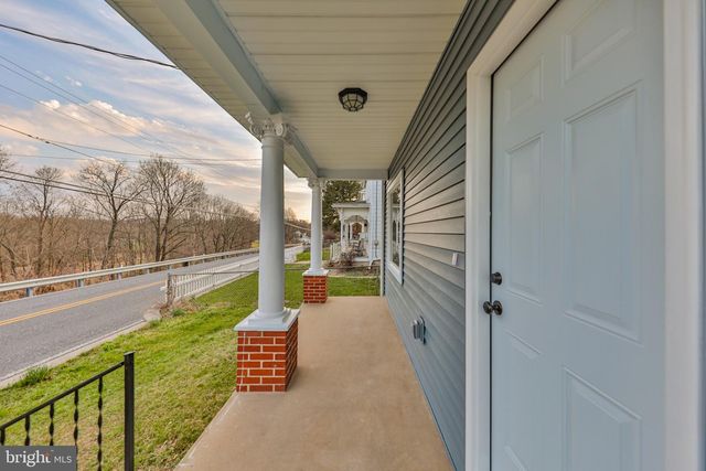 8809 KINGS HWY, Kempton, PA 19529