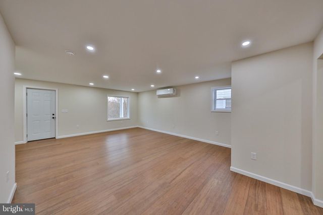 8809 KINGS HWY, Kempton, PA 19529