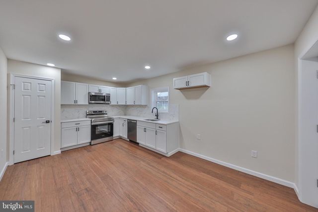 8809 KINGS HWY, Kempton, PA 19529