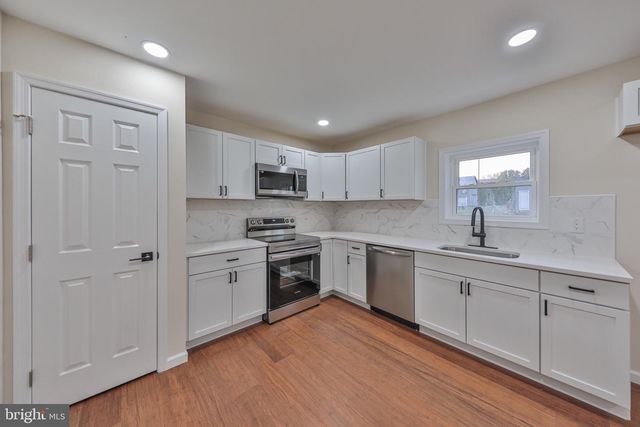 8809 KINGS HWY, Kempton, PA 19529