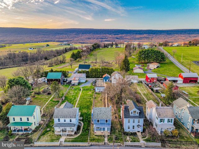 8809 KINGS HWY, Kempton, PA 19529