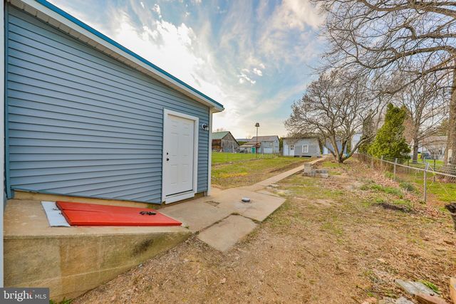 8809 KINGS HWY, Kempton, PA 19529