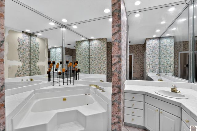 449 Tudor Blvd, Paducah, KY 42003