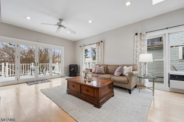 33 Woodland Ave, Glen Ridge Boro Twp., NJ 07028