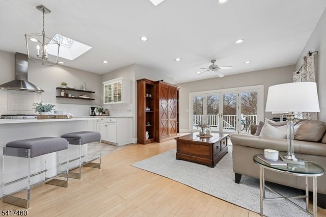 33 Woodland Ave, Glen Ridge Boro Twp., NJ 07028