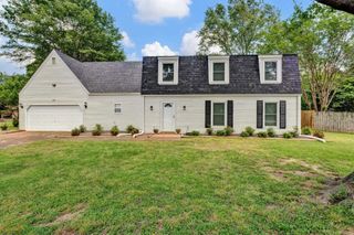 2352 LITTLEMORE FWY, Memphis, TN 38016