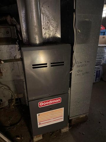 141 N Guilford Avenue, Columbus, OH 43222