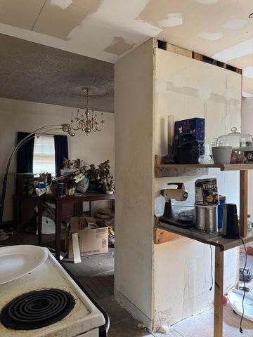 141 N Guilford Avenue, Columbus, OH 43222