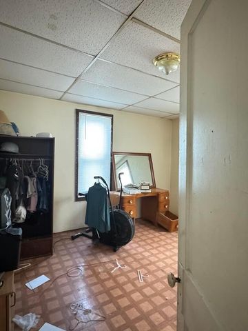 141 N Guilford Avenue, Columbus, OH 43222