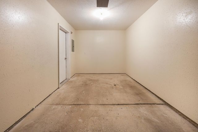 1065 Blackbird Trail SW 8, Hutchinson, MN 55350