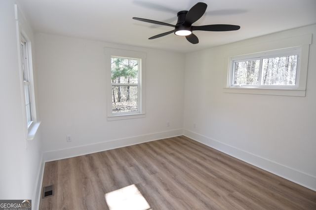 63 Alabama Road, The Rock, GA 30285