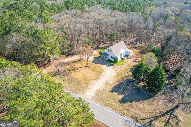 63 Alabama Road, The Rock, GA 30285