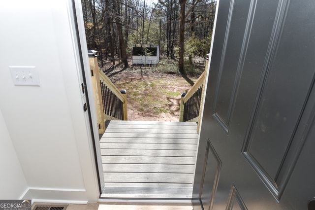 63 Alabama Road, The Rock, GA 30285