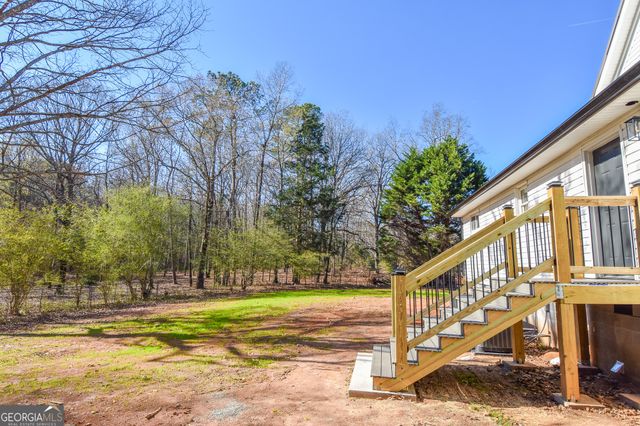 63 Alabama Road, The Rock, GA 30285