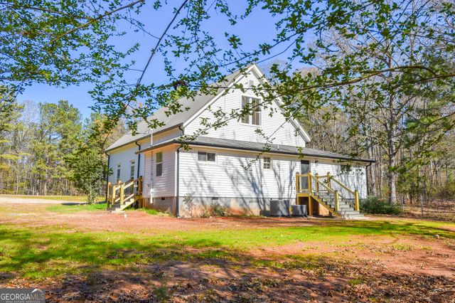 63 Alabama Road, The Rock, GA 30285