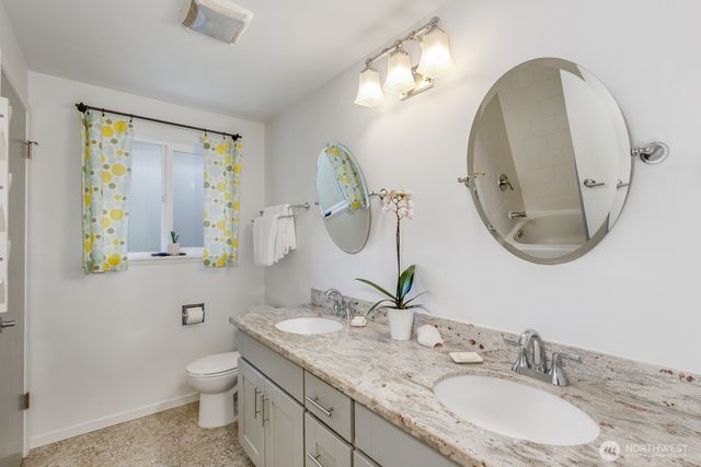 22803 66th Avenue W, Mountlake Terrace, WA 98043