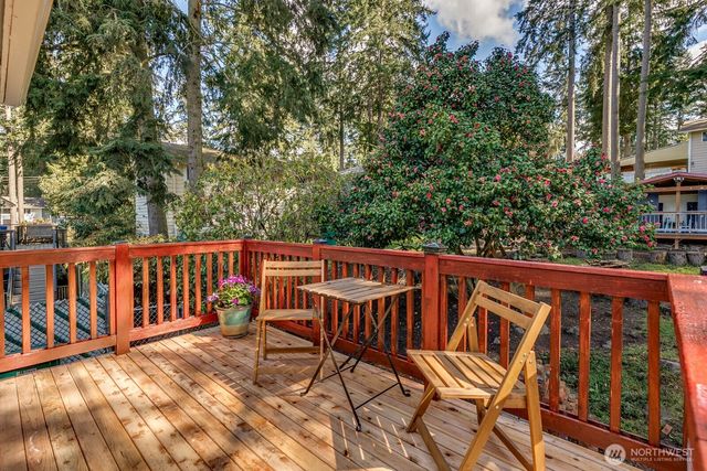 22803 66th Avenue W, Mountlake Terrace, WA 98043