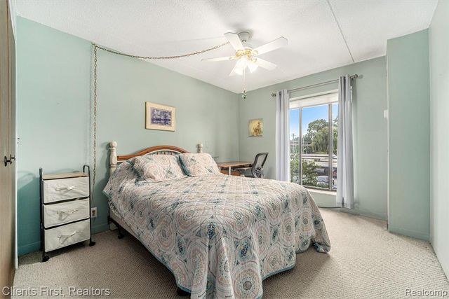 21800 Morley 116, Dearborn, MI 48124