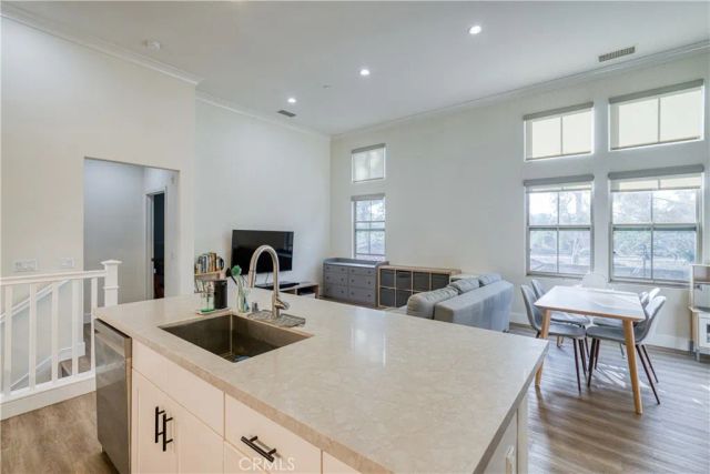 52 Coralwood, Irvine, CA 92618