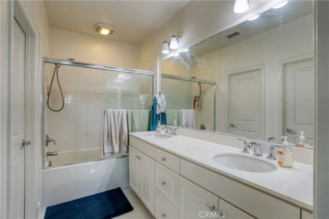 52 Coralwood, Irvine, CA 92618