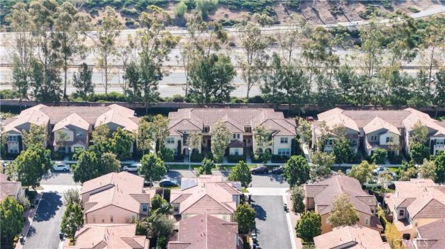 52 Coralwood, Irvine, CA 92618