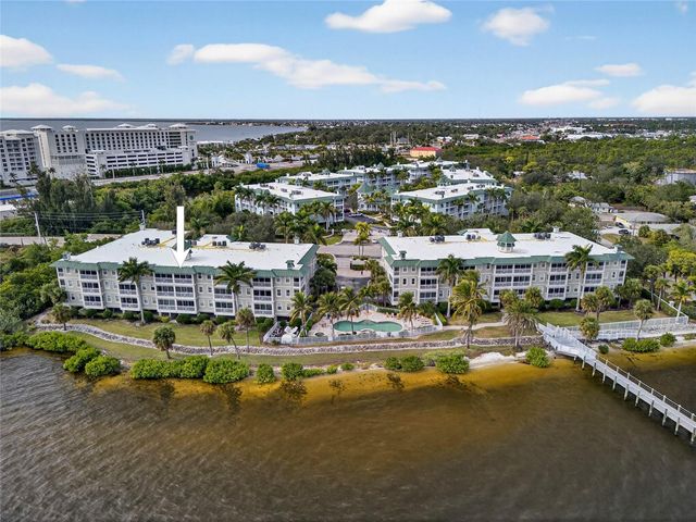 5116 MELBOURNE STREET B303, Punta Gorda, FL 33980