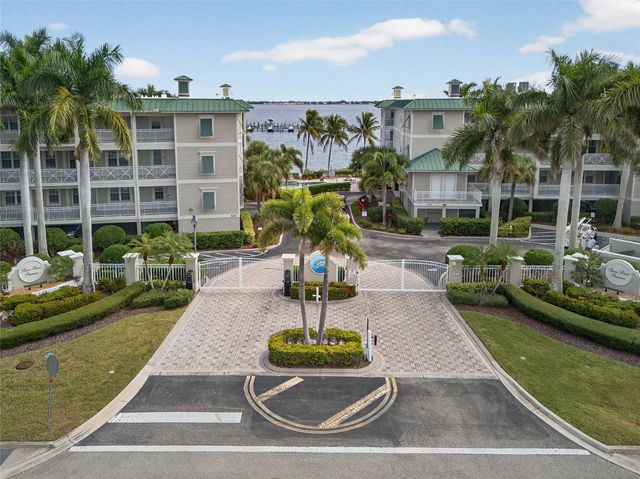 5116 MELBOURNE STREET B303, Punta Gorda, FL 33980