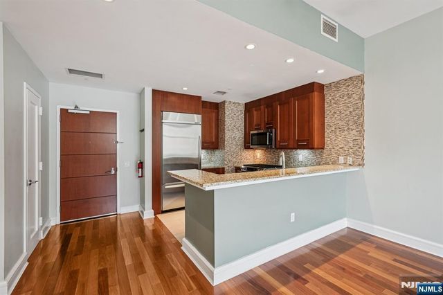 8100 River Road 210, North Bergen, NJ 07047