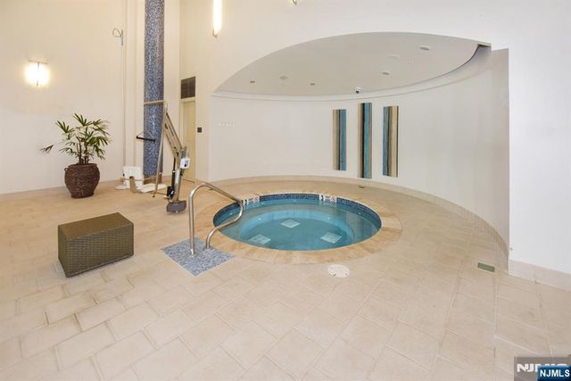 8100 River Road 210, North Bergen, NJ 07047