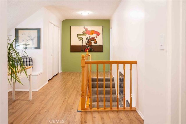 7703 Skyhill Drive, Hollywood Hills, CA 90068