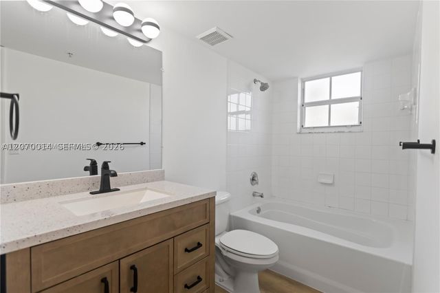 2051 Renaissance Boulevard 202, Miramar, FL 33025