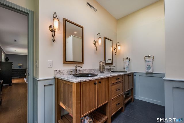 54 Bar Gate Trail, Killingworth, CT 06419