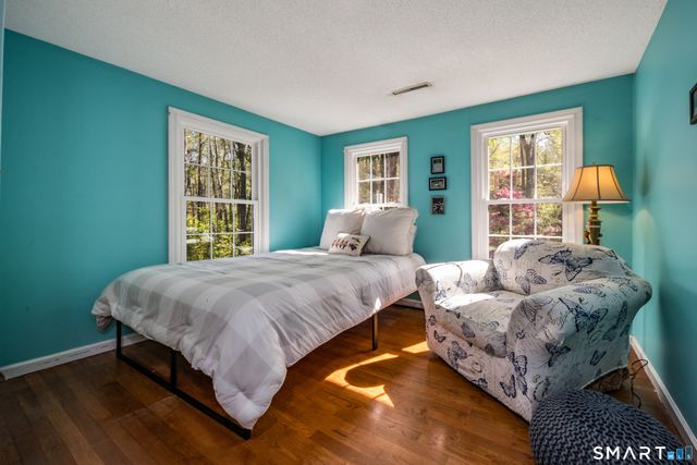 54 Bar Gate Trail, Killingworth, CT 06419