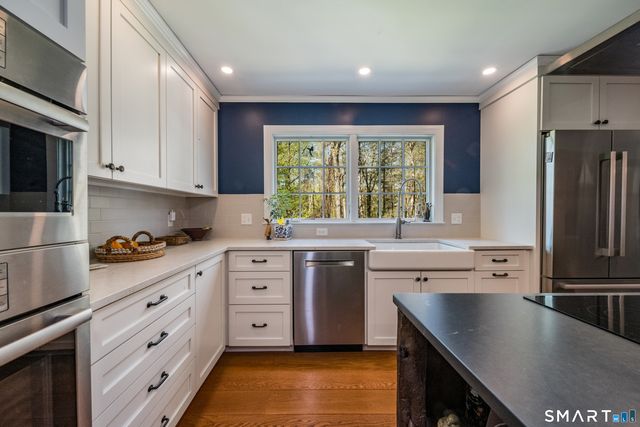 54 Bar Gate Trail, Killingworth, CT 06419