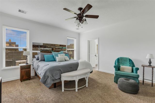 611 Saddle Creek Farms Drive, Crosby, TX 77532