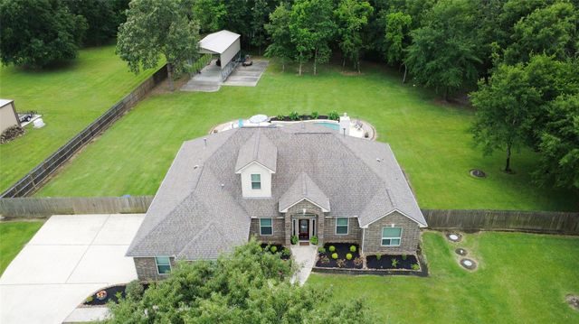 611 Saddle Creek Farms Drive, Crosby, TX 77532