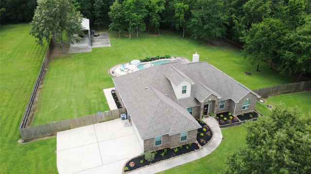 611 Saddle Creek Farms Drive, Crosby, TX 77532