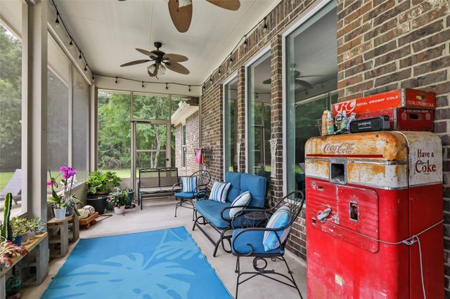 611 Saddle Creek Farms Drive, Crosby, TX 77532
