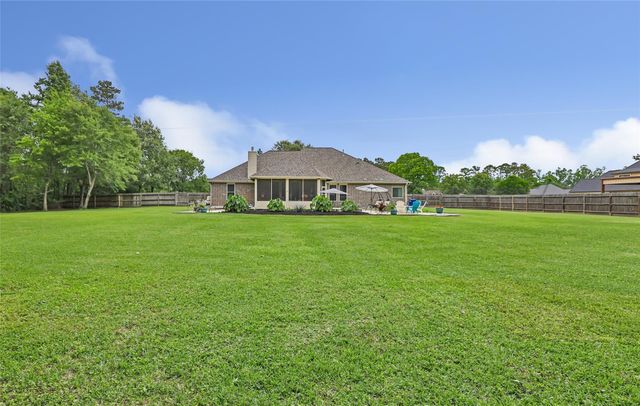 611 Saddle Creek Farms Drive, Crosby, TX 77532