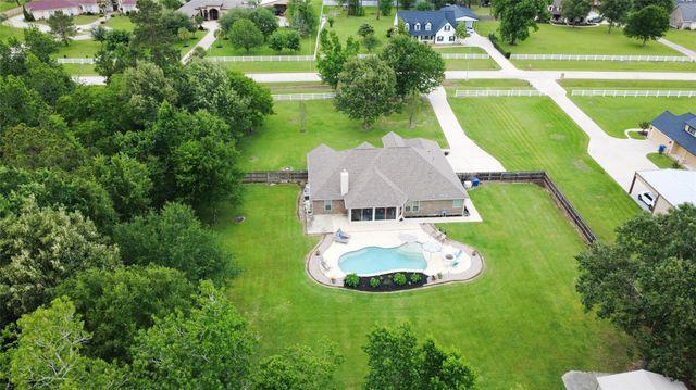 611 Saddle Creek Farms Drive, Crosby, TX 77532