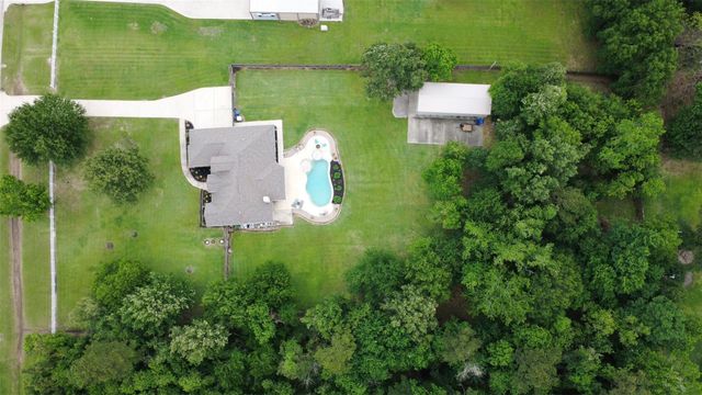 611 Saddle Creek Farms Drive, Crosby, TX 77532