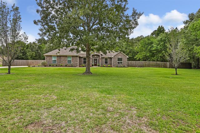 611 Saddle Creek Farms Drive, Crosby, TX 77532