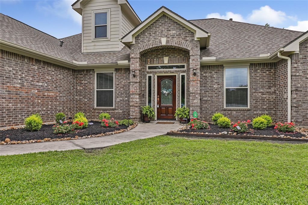 611 Saddle Creek Farms Drive, Crosby, TX 77532