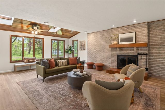 805 Coventry Dr, Webster, NY 14580