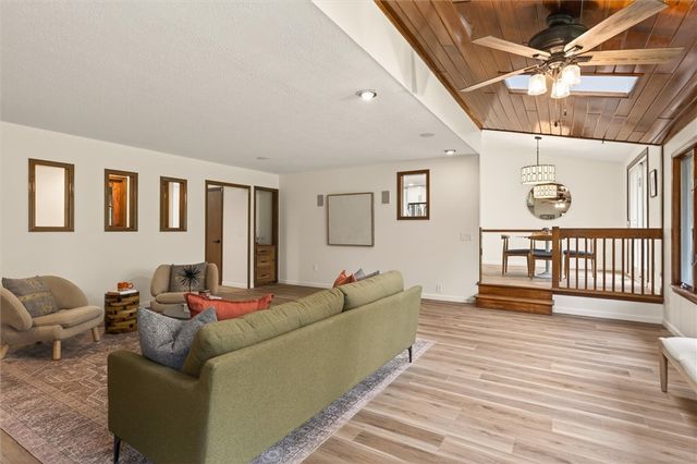 805 Coventry Dr, Webster, NY 14580